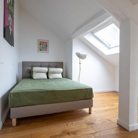 L'Appartement Du Cirque Paris Exteriör bild