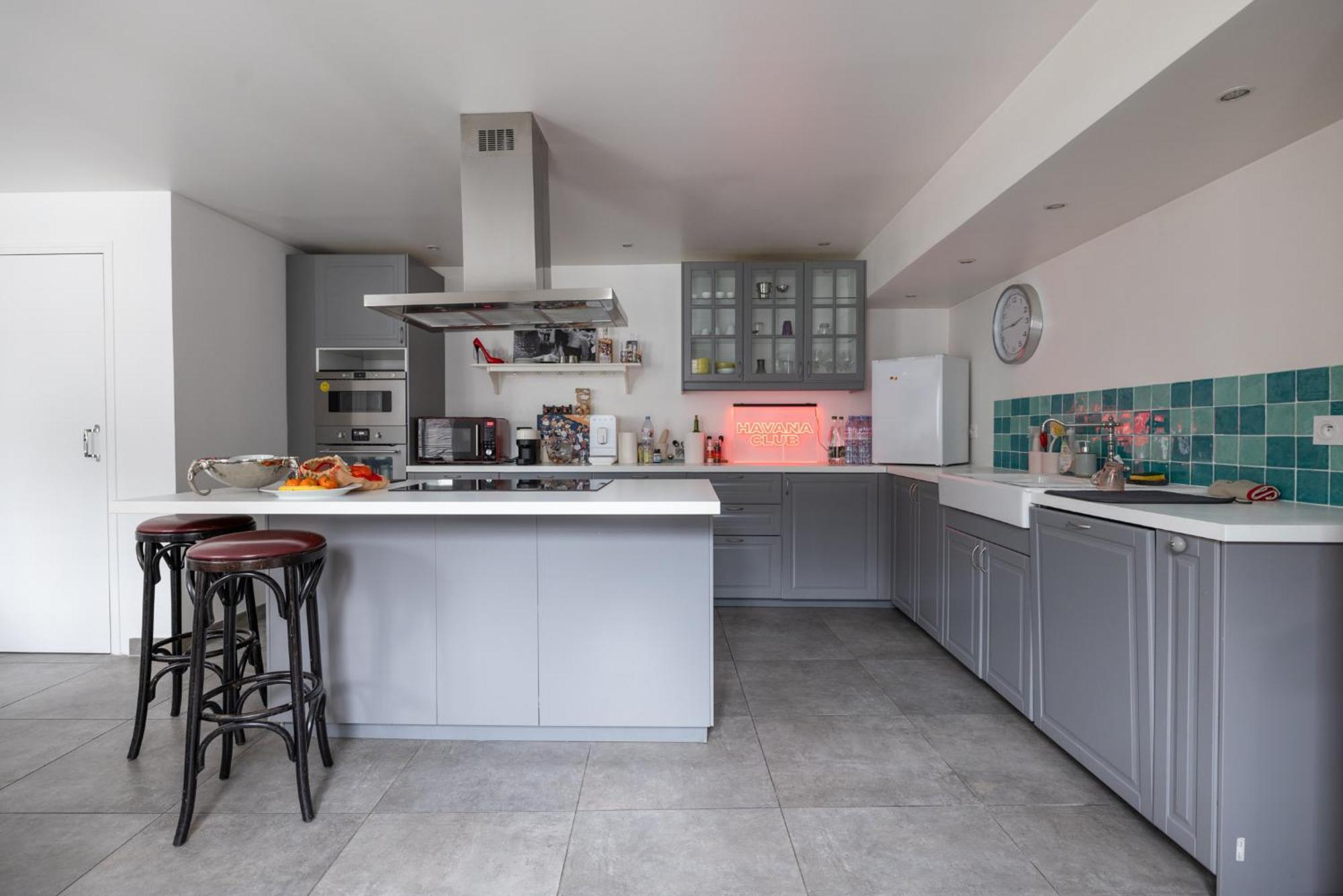 L'Appartement Du Cirque Paris Exteriör bild